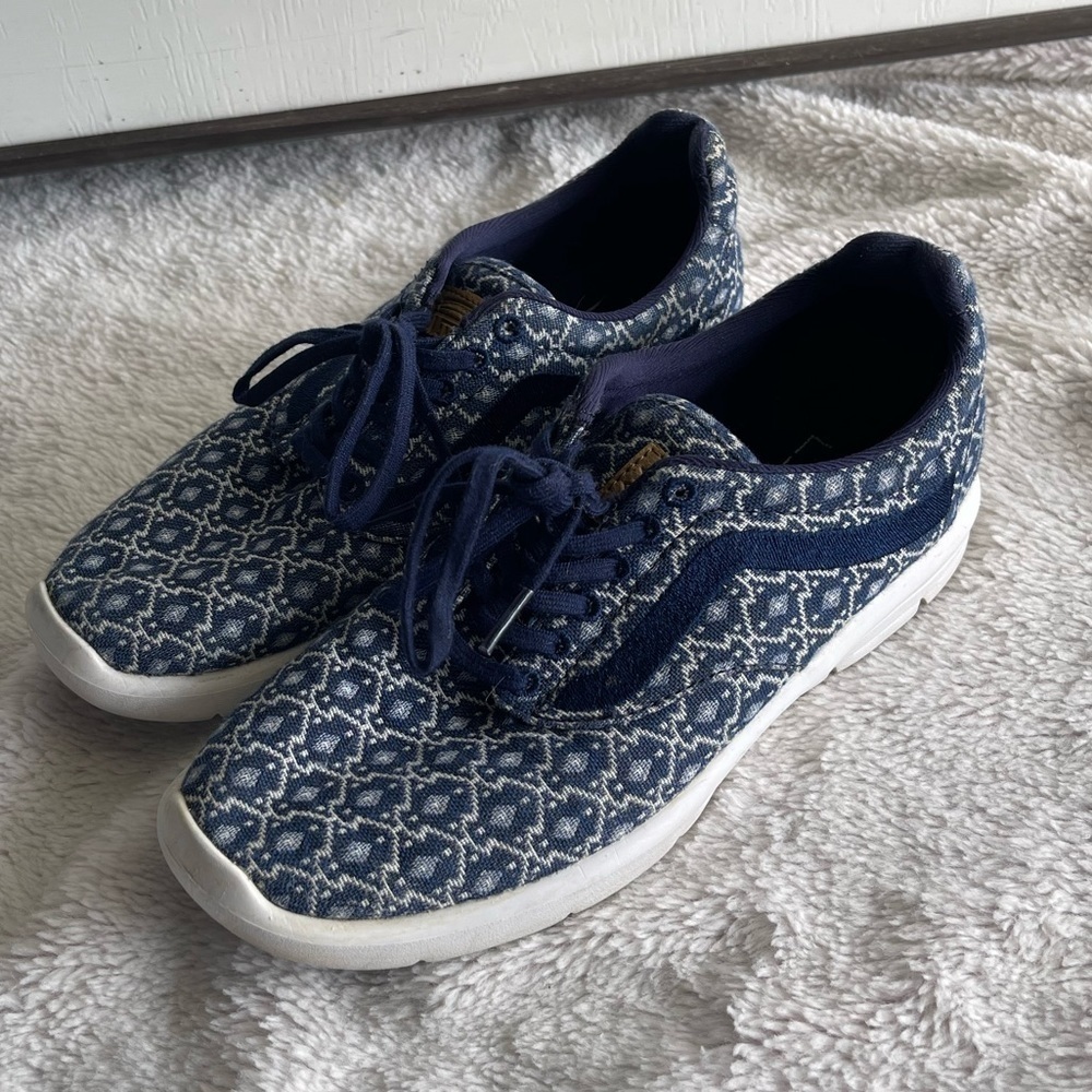 Vans blanket weave ultra cushion insole lace go sneakers